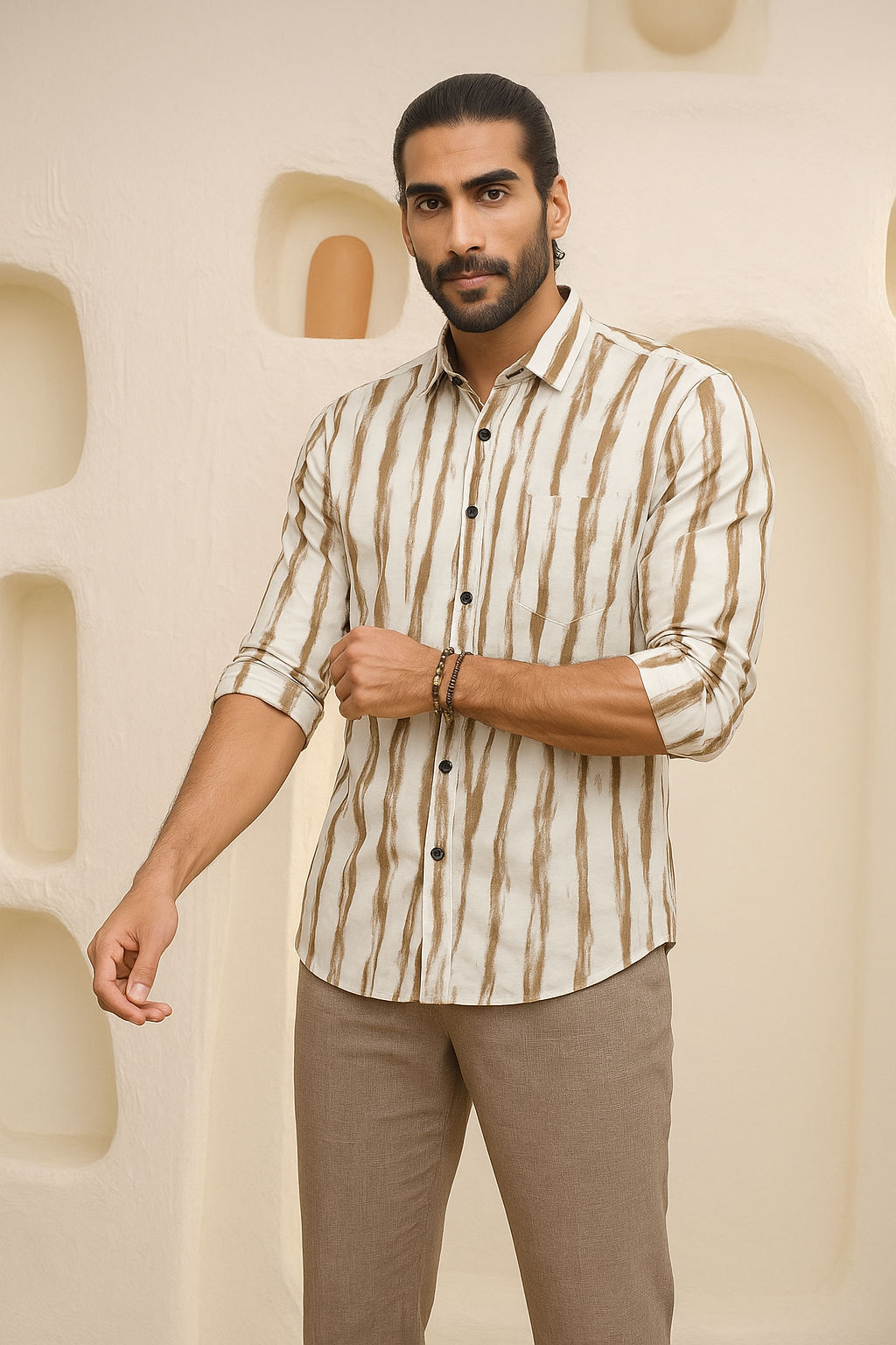 Korean Men’s Casual Long Sleeve Button-Up Shirt – Beige & White Striped Pattern